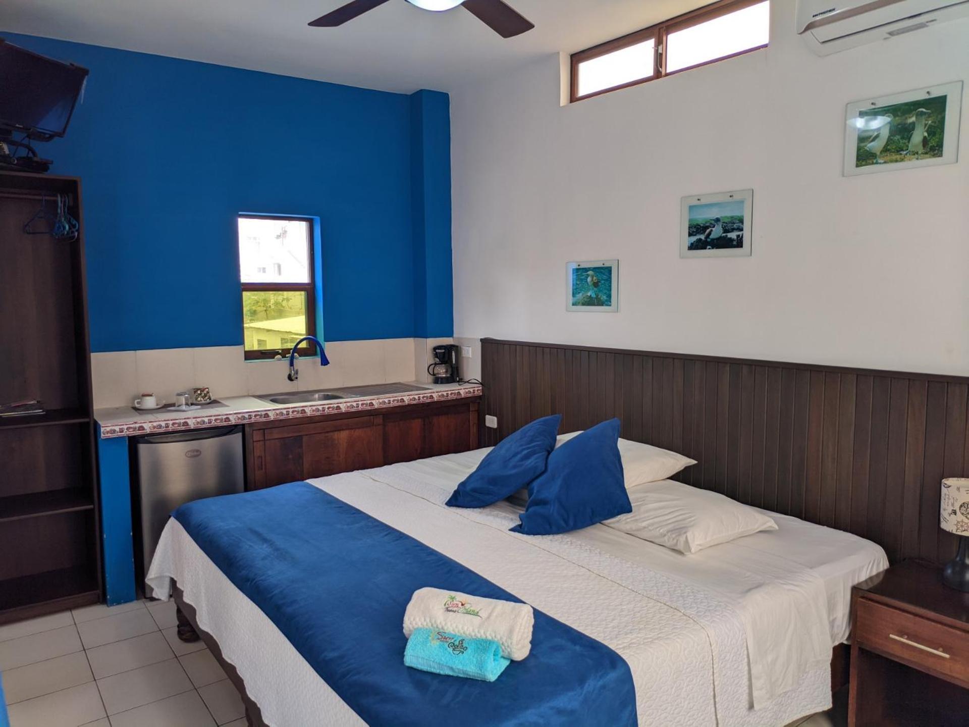 Hotel Sun Island Puerto Villamil Esterno foto