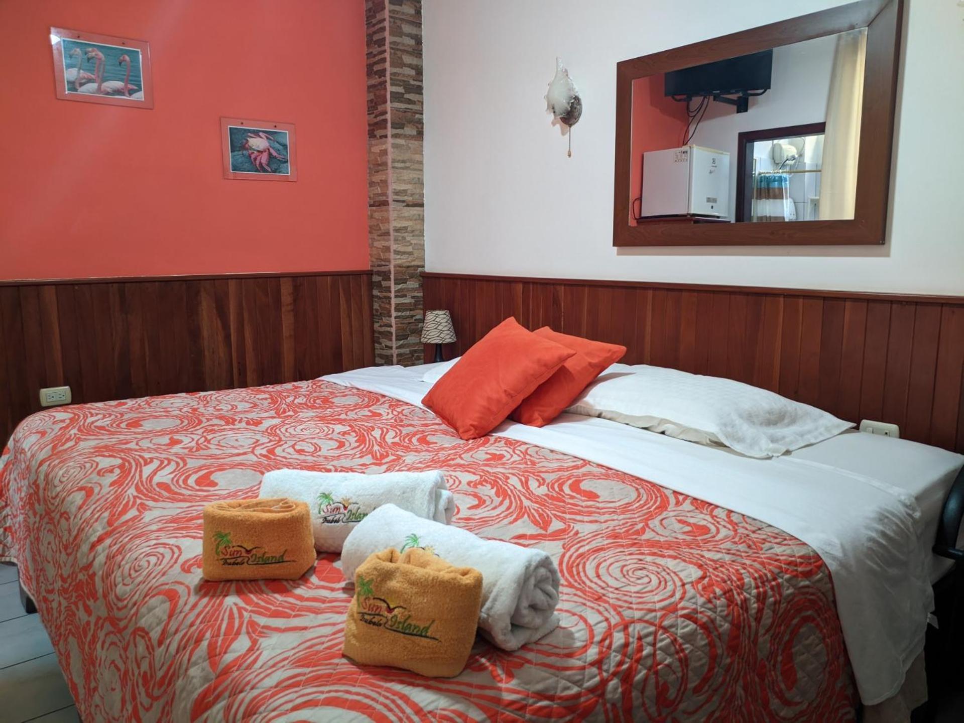 Hotel Sun Island Puerto Villamil Esterno foto