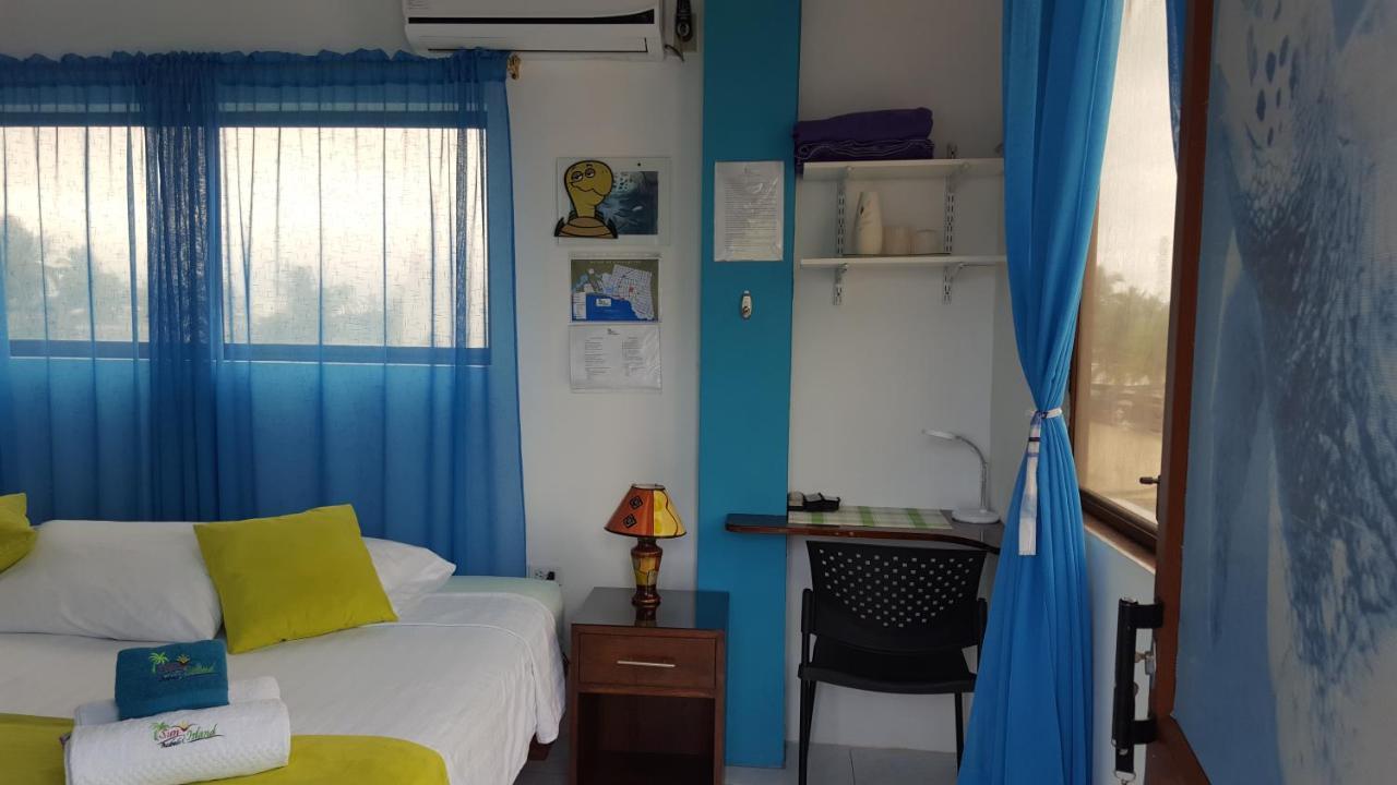 Hotel Sun Island Puerto Villamil Esterno foto
